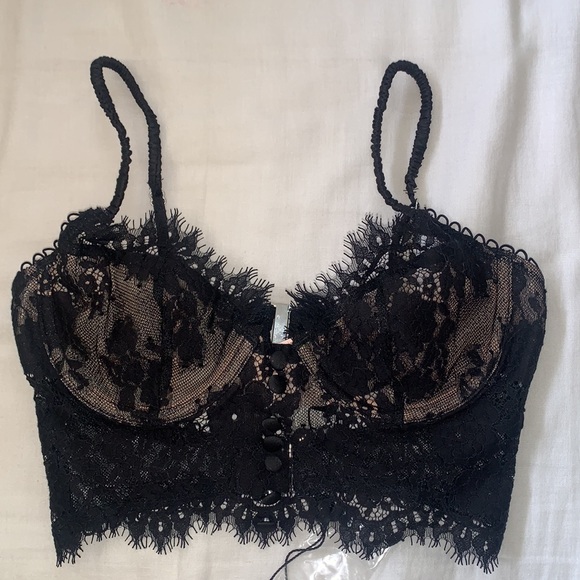 Victoria's Secret Other - Lace Underwire Bra